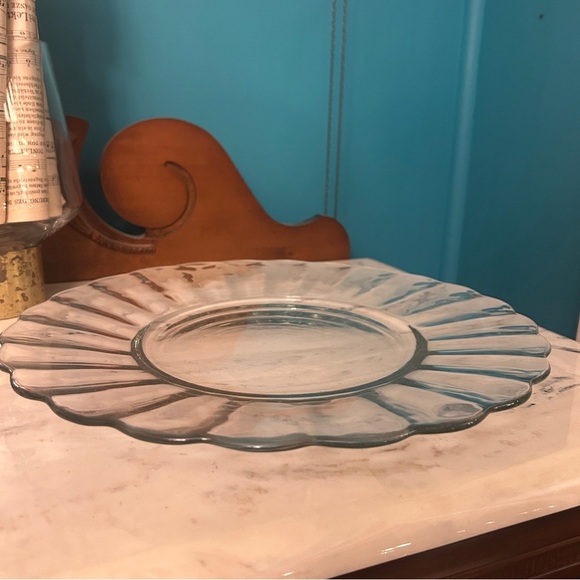 Vintage Anchor Hocking Moments 14.5" Clear Glass Serving Tray Platter scalloped - Picture 8 of 8